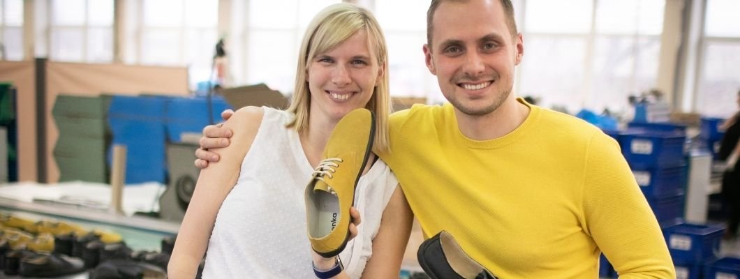 Slowaken stellen Schuhe her, die Sie mit der Natur verbinden