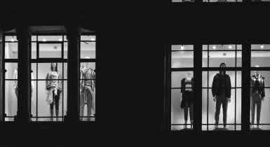 Fast Fashion versus Slow Fashion