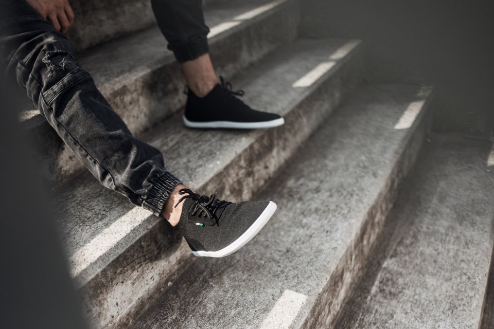 Barefoot Sneakers - Be Lenka Stride - Black & White