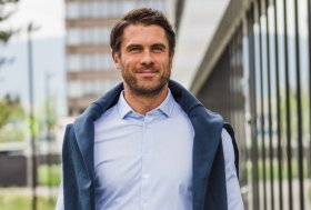 					Men's clothing


