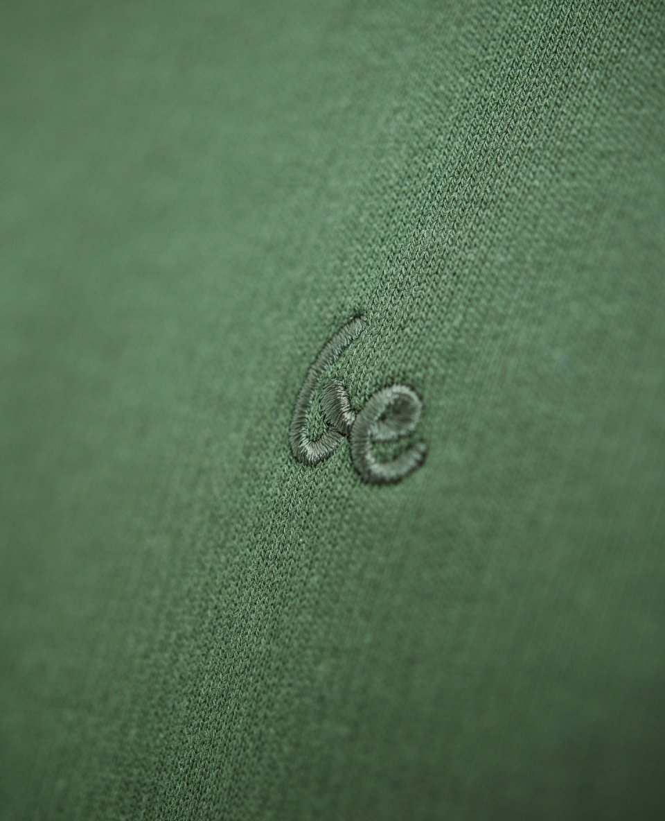 ✨ Ready for perfection?

Our attention to detail is visible in every stitch, high-quality metal eyelets, and the subtle Be Lenka logo – that's what makes our products stand out! 🥰
.
.
.
.
.
#belenka #belenkafashion #capsulewardrobe #madeineurope #minimalismfashion