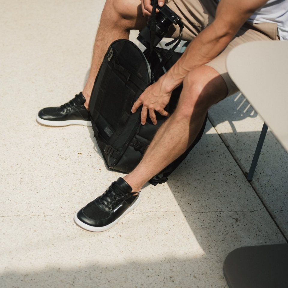 Barefoot Sneakers Barebarics Bravo - Black & White