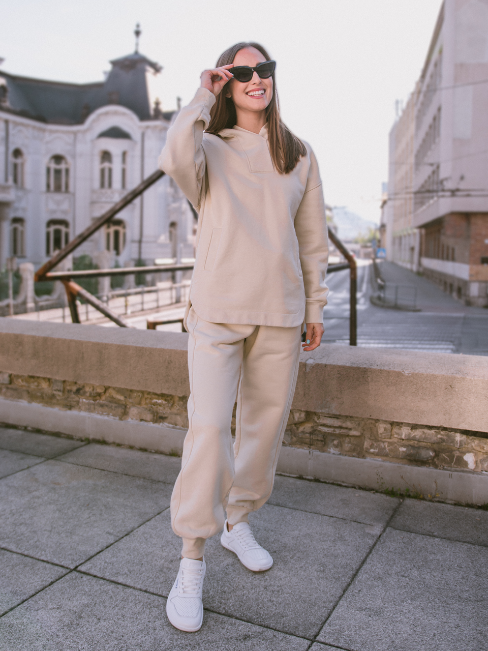 Women's sweatpants Be Lenka Essentials - Beige