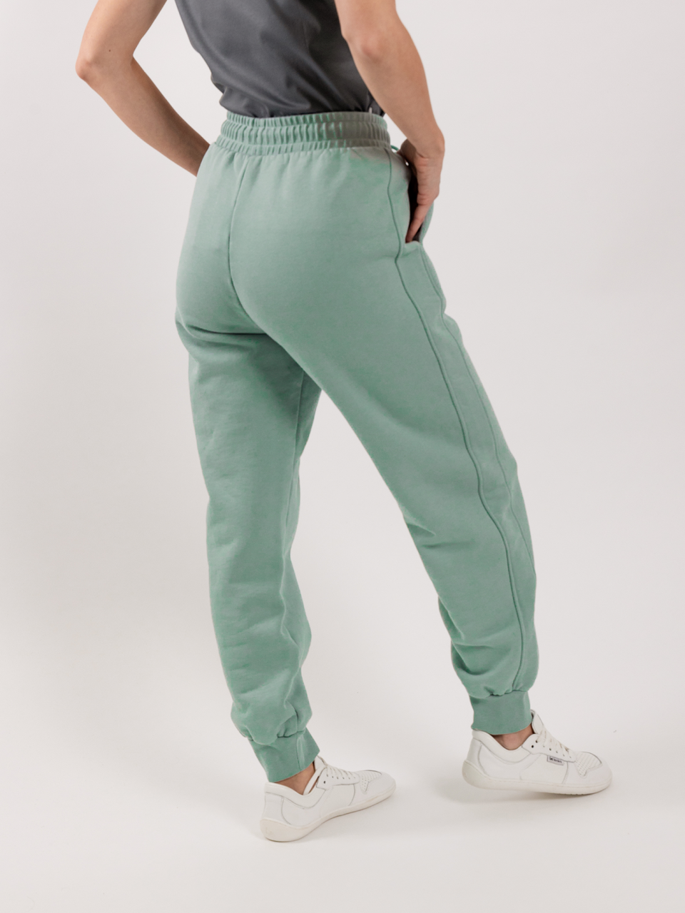 Women's sweatpants Be Lenka Essentials - Pistachio Green
