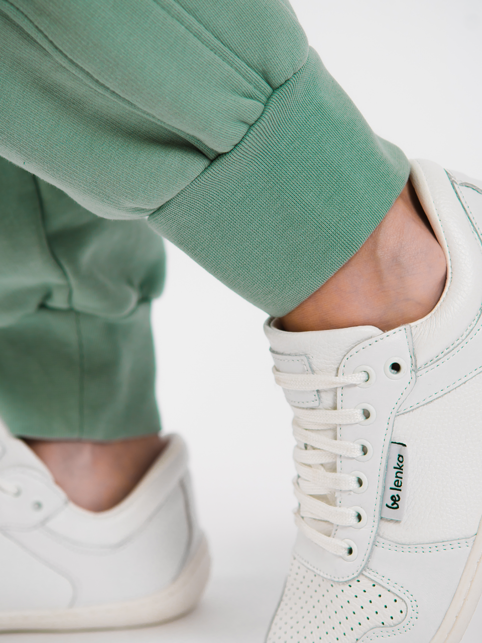 Women's sweatpants Be Lenka Essentials - Pistachio Green