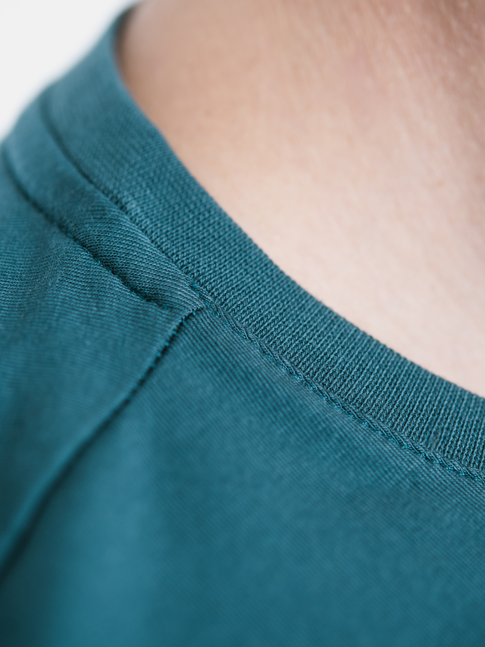 Men’s Round Neck T-shirt Be Lenka Essentials - Deep Ocean Blue