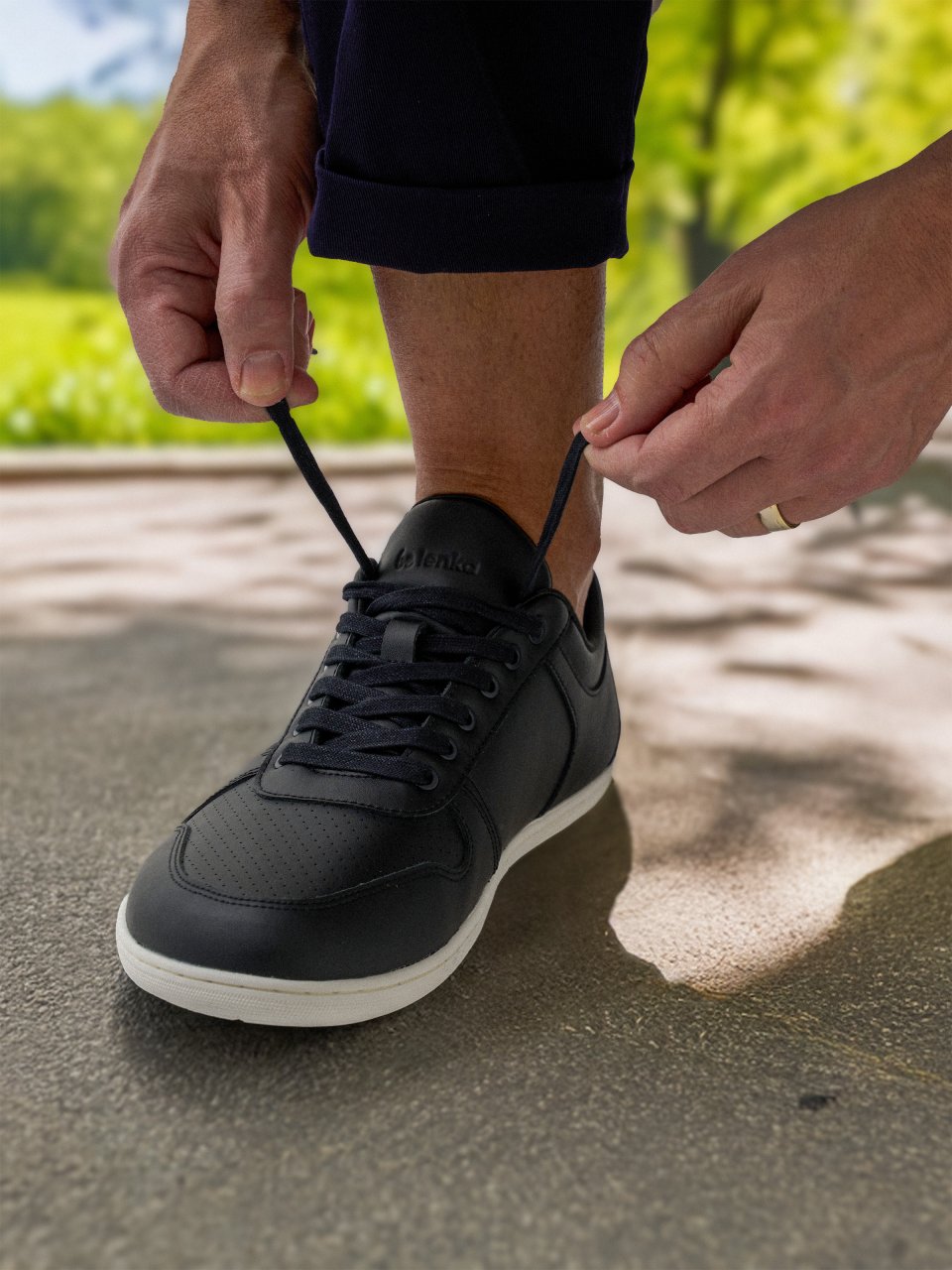 Barefoot Sneakers - Be Lenka Echo - Black & White