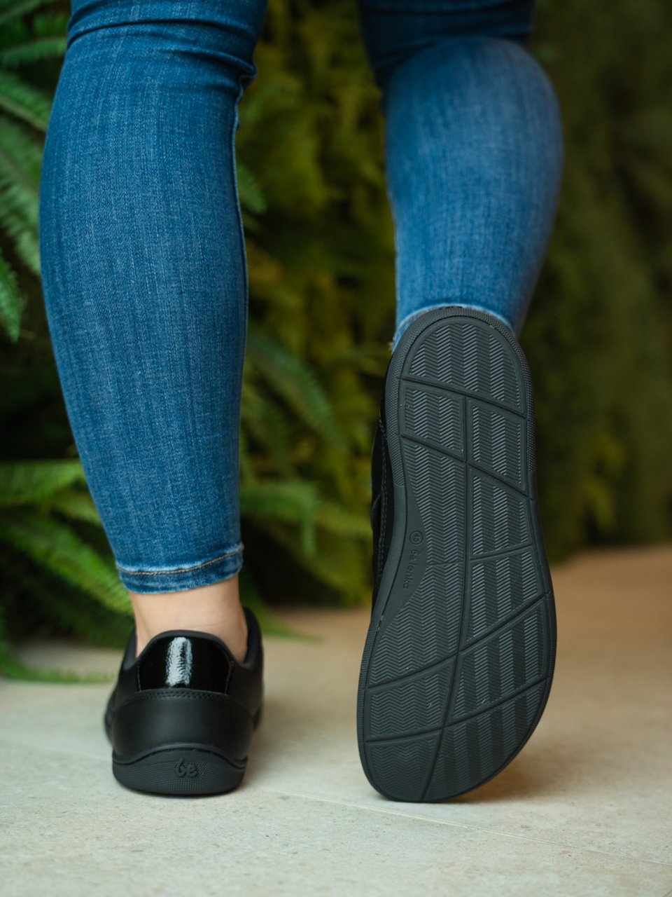 Barfuß Sneakers Be Lenka Cellestia - Black & Shiny Black