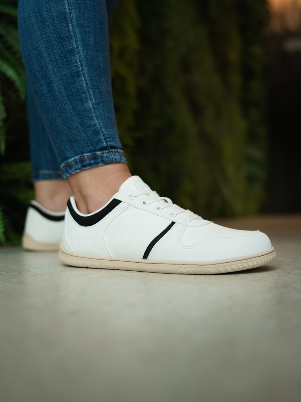 Barfuß Sneakers Be Lenka Echo - White & Black Vegan