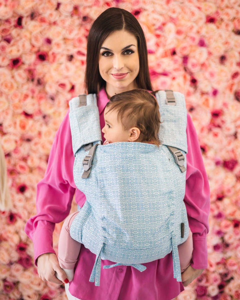 👶 Be Lenka 4ever – the carrier that grows with your baby!
An ergonomic & innovative solution designed to adapt to your little one’s growing needs.

✔️ Fully adjustable – fits babies from 3 months up to 3 years
✔️ Provides perfect support and comfort for both baby and parent
✔️ Designed for healthy, ergonomic babywearing

One carrier. Years of comfort. 💛
#BeLenka4ever #Babywearing #ErgonomicCarrier #GrowsWithYourBaby