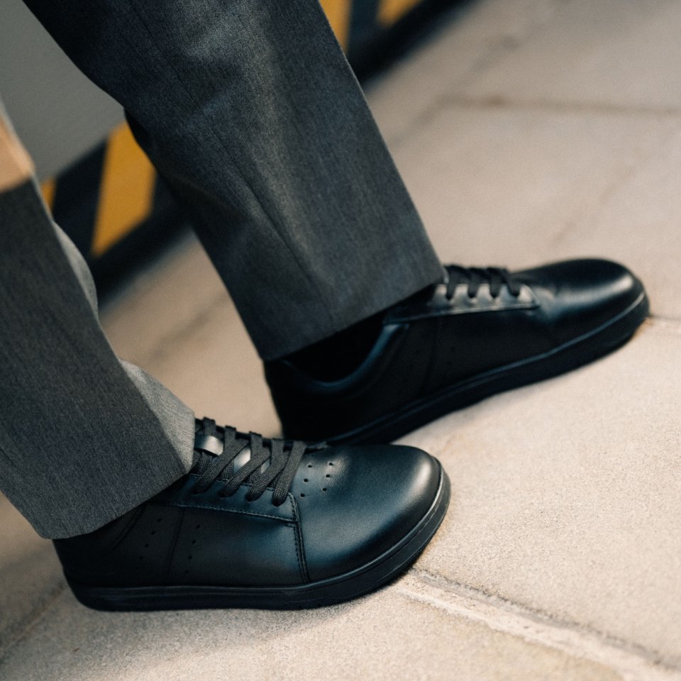 Calzado Barefoot Barebarics Enigma - All Black