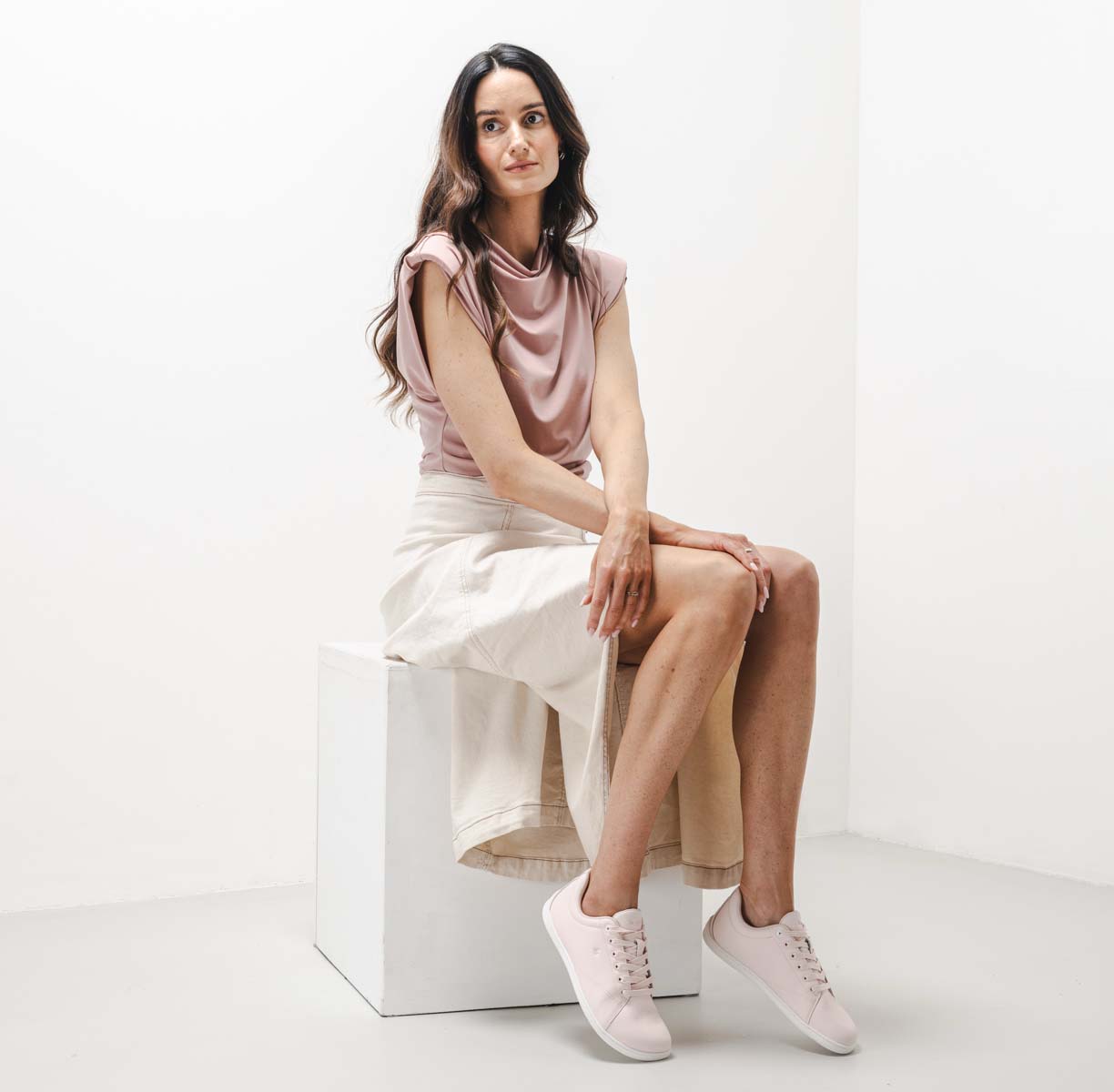 Be Lenka Core - Powder Pink, barefoot sneakers, lifestyle shot with model