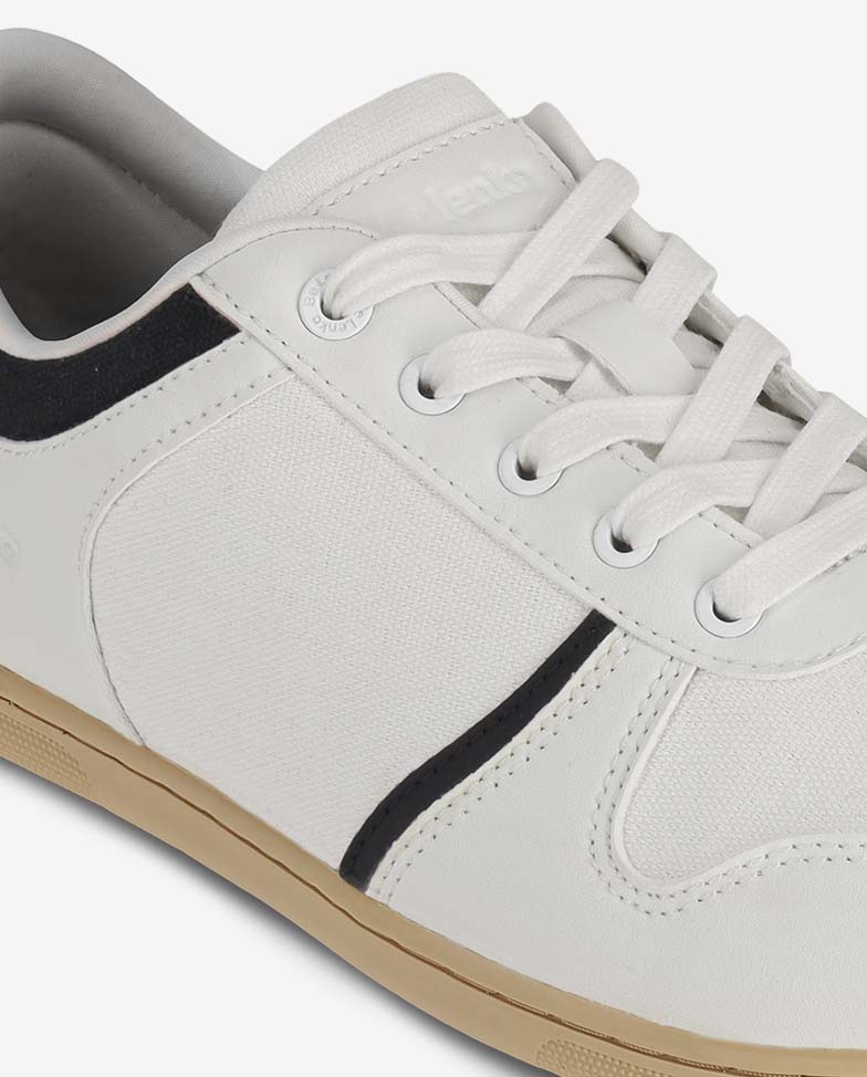 Be Lenka Echo - White & Black Vegan, barefoot tornacipő, logó és varrás részlet