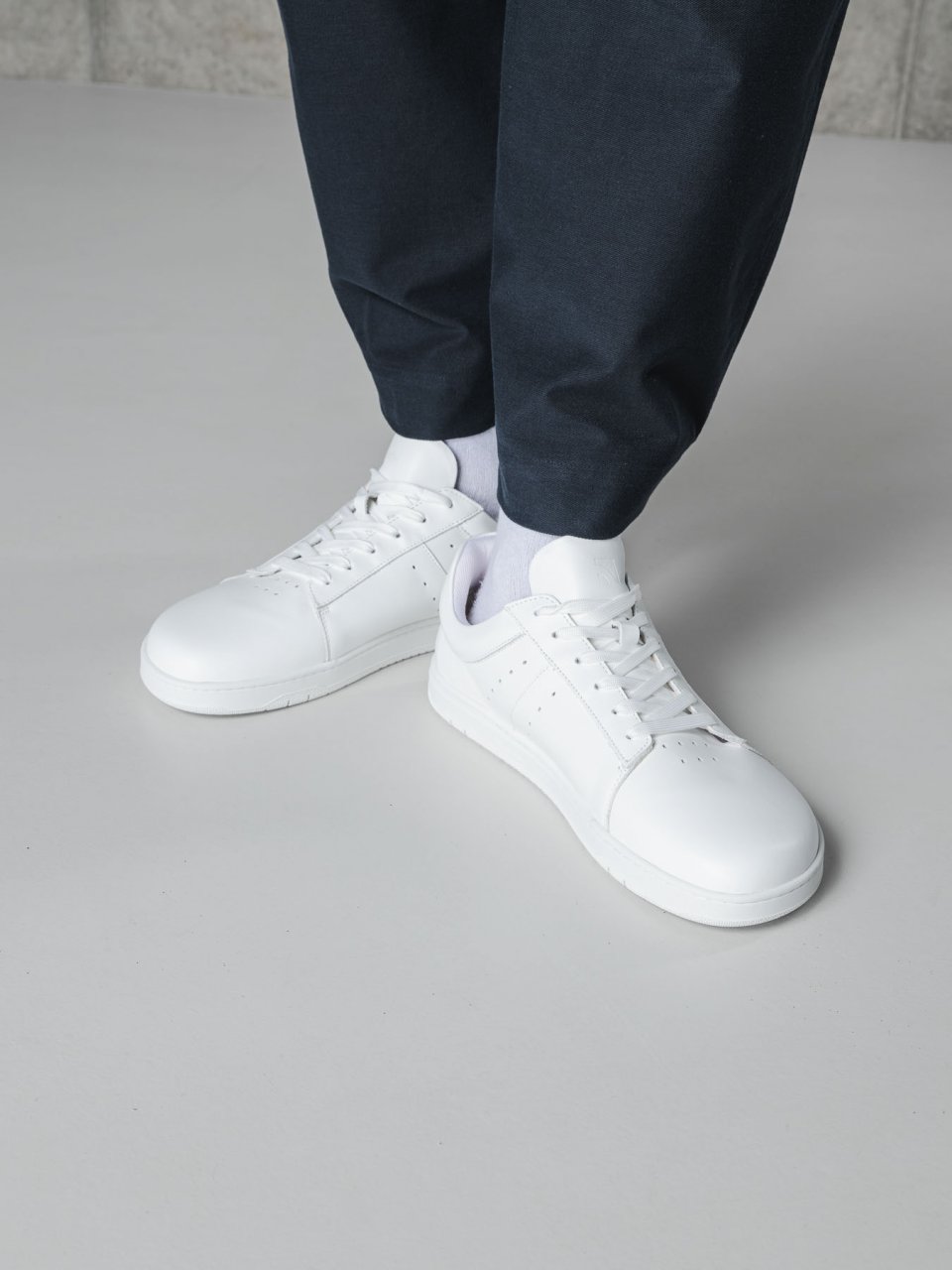 Barefoot Sneakers Barebarics Enigma - All White