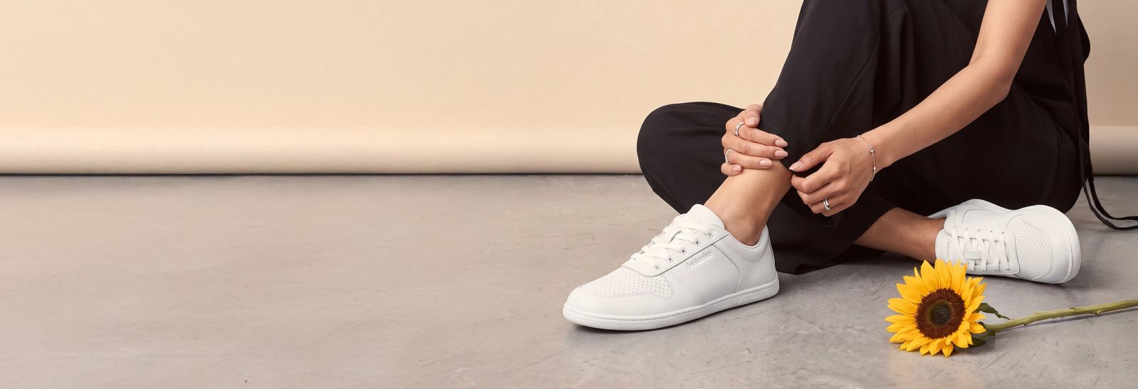 Be Lenka | Official | Stylish barefoot and recovery shoes