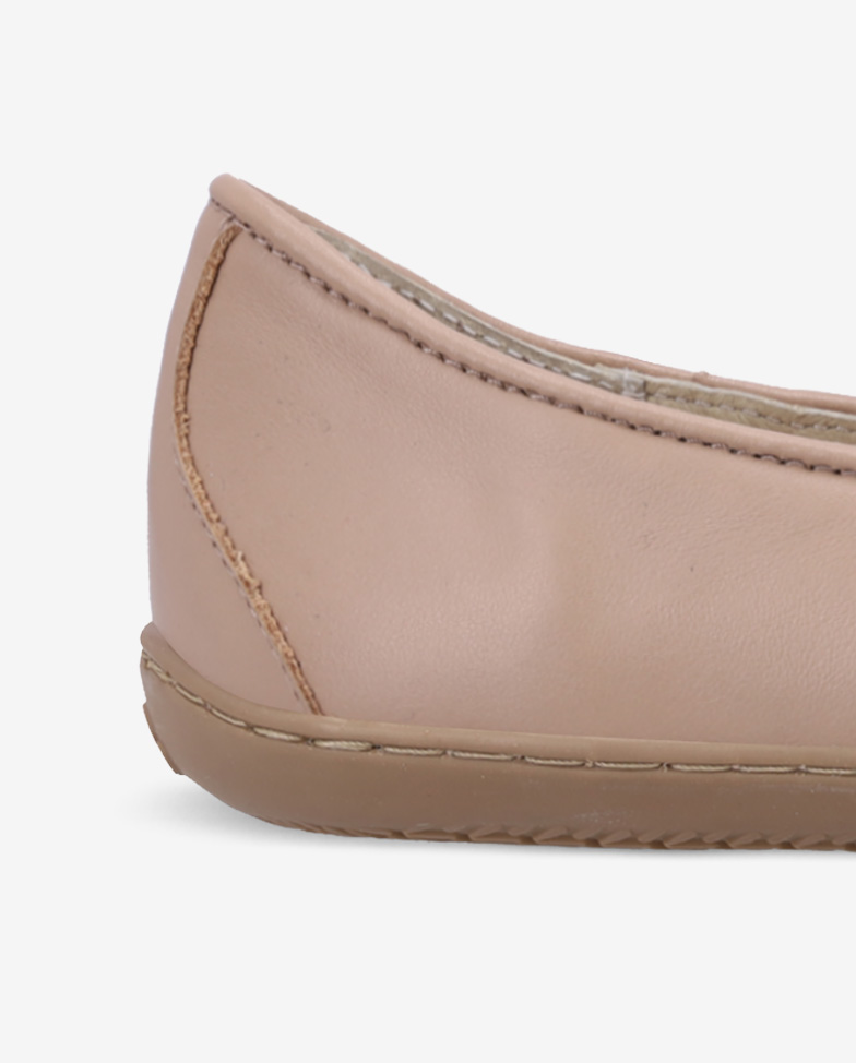 Be Lenka Viva - Latte Brown, barefoot moccasins, heel detail