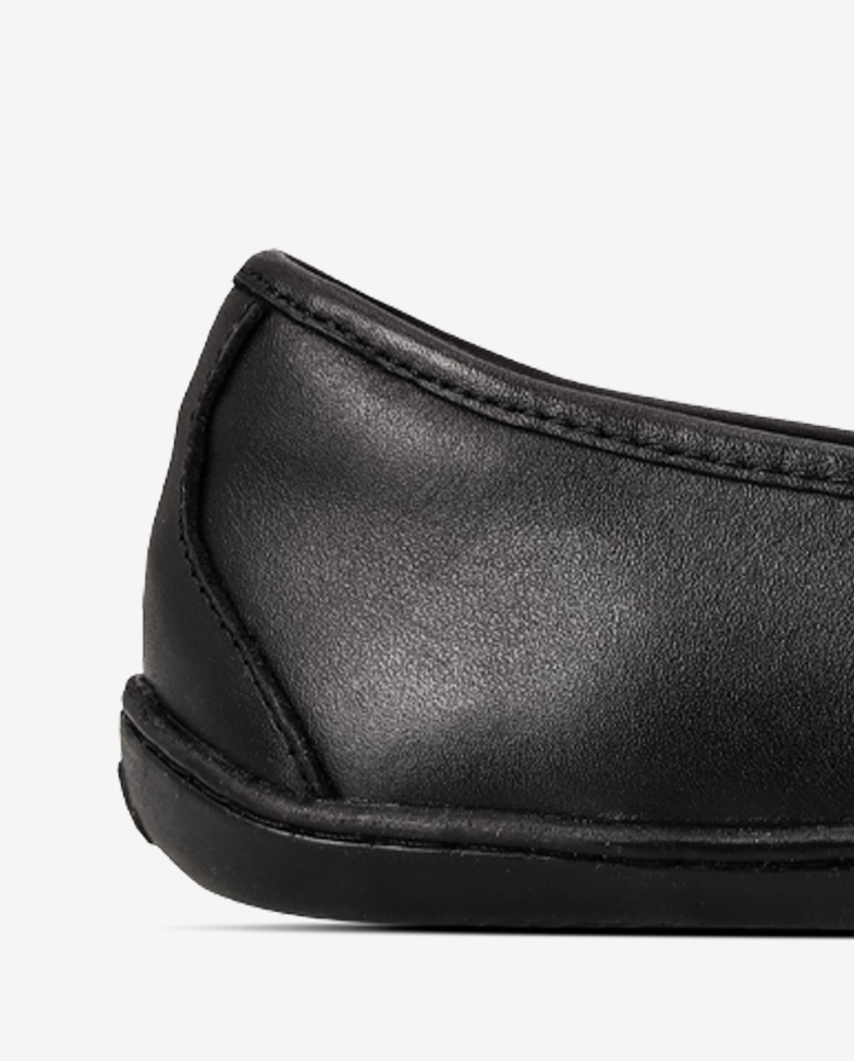 Be Lenka Divella - noir-or, mocassins barefoot, détail du talon