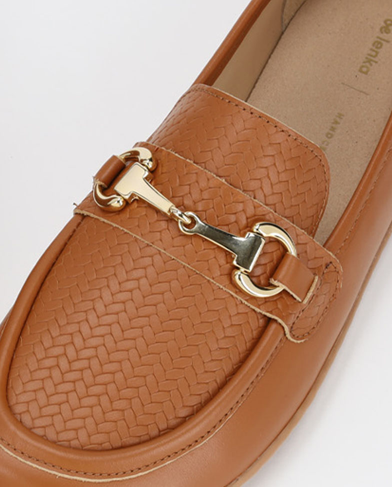 Be Lenka Divella - biscuit, barefoot moccasins, upper detail
