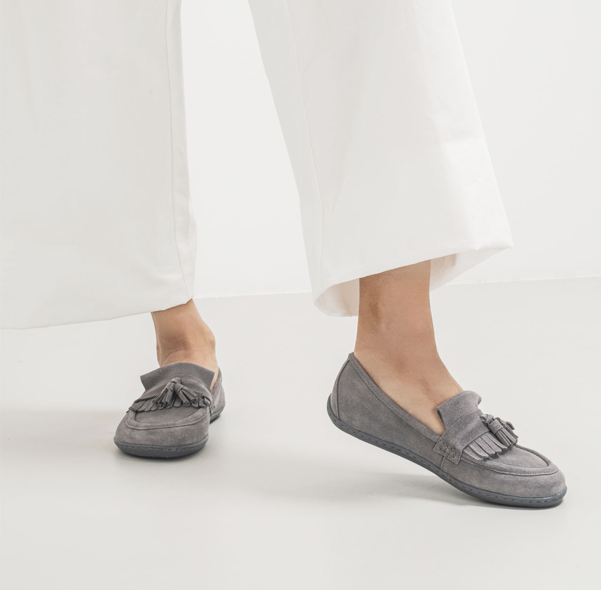 Be Lenka Fiorela - grey, barefoot moccasins, on-feet