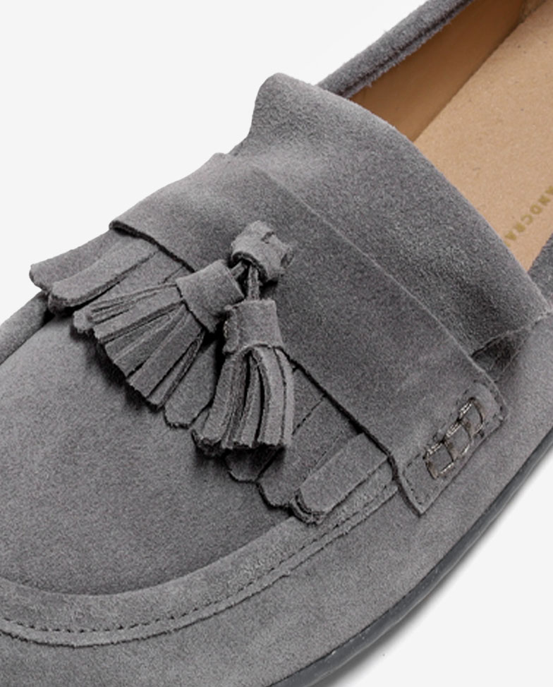 Be Lenka Fiorela - grey, barefoot moccasins, tassel detail side angle