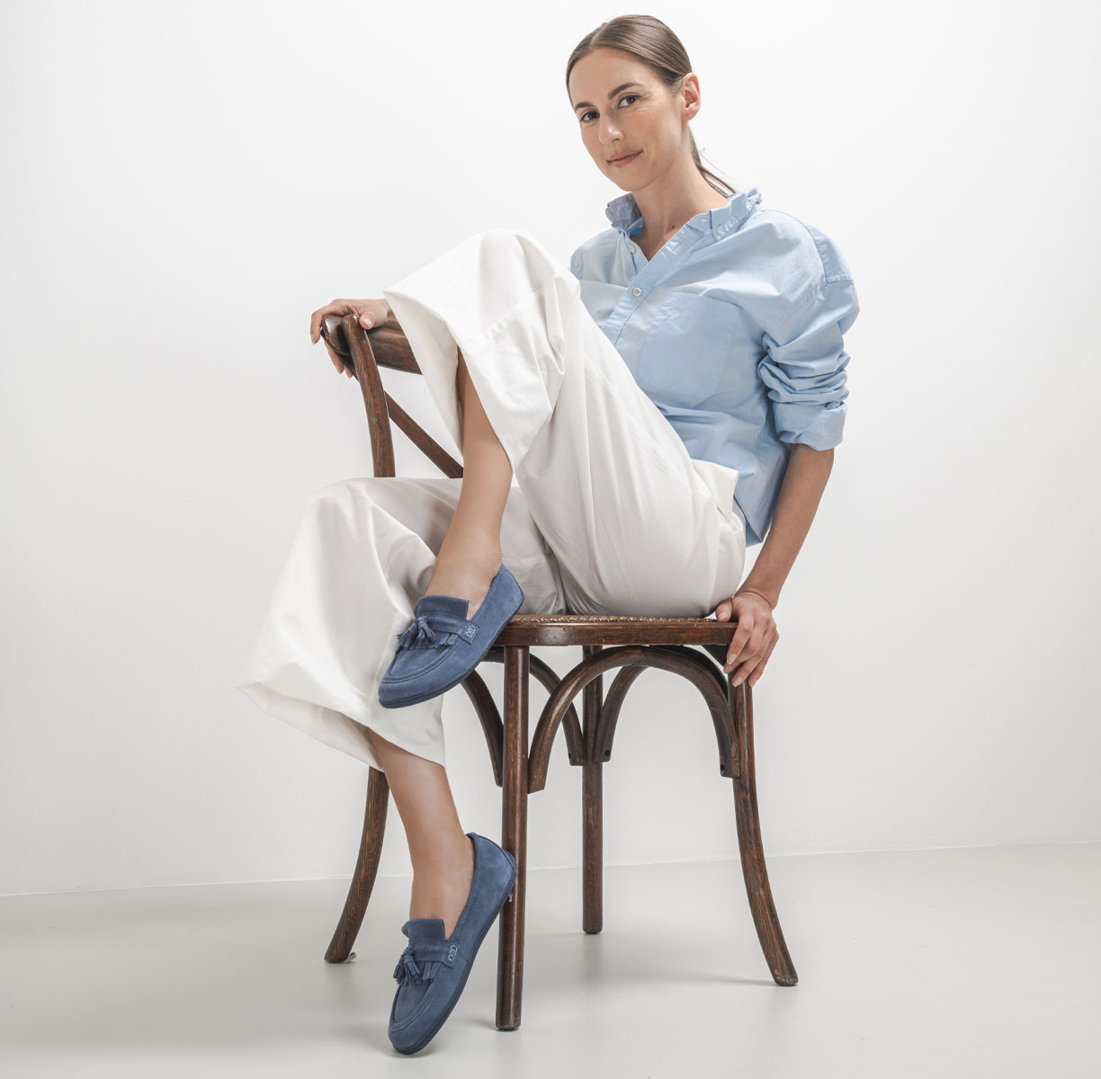 Be Lenka Fiorela - soft blue, barefoot moccasins, lifestyle shot