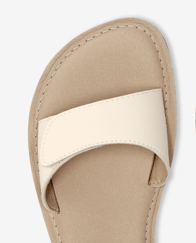 Be Lenka Grace 2.0 - marfil, sandalias barefoot, detalle de la correa vista superior
