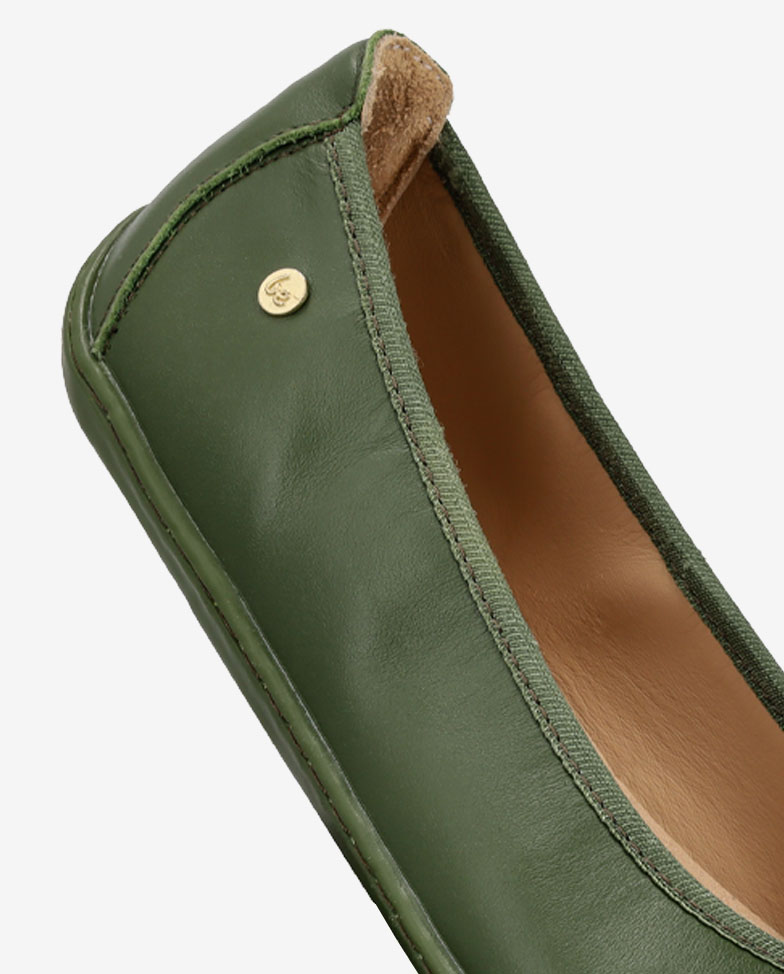 Be Lenka Sophelia - olive green, barefoot ballet flats, heel detail side angle