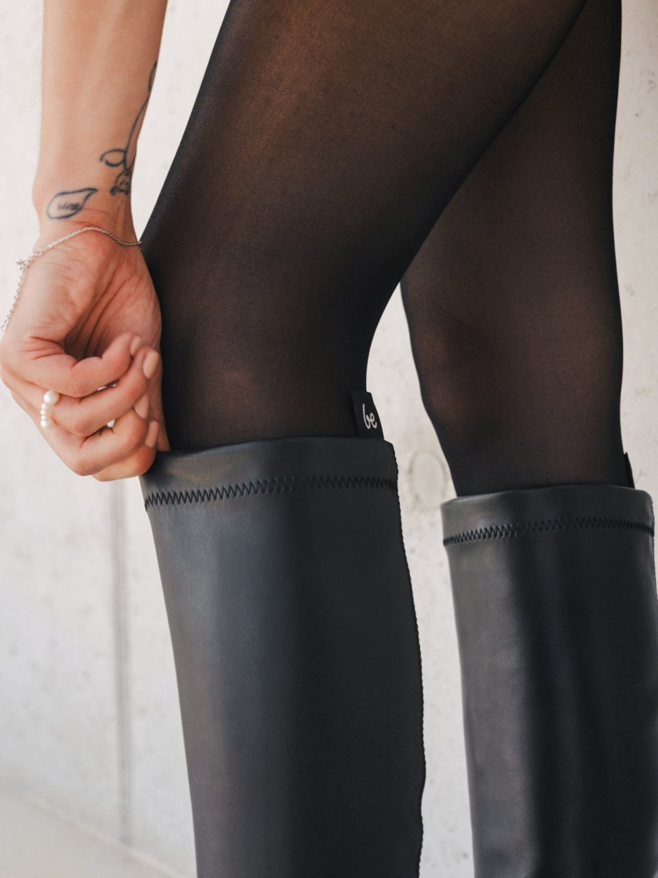 Barefoot kozačky Be Lenka Athena - Black