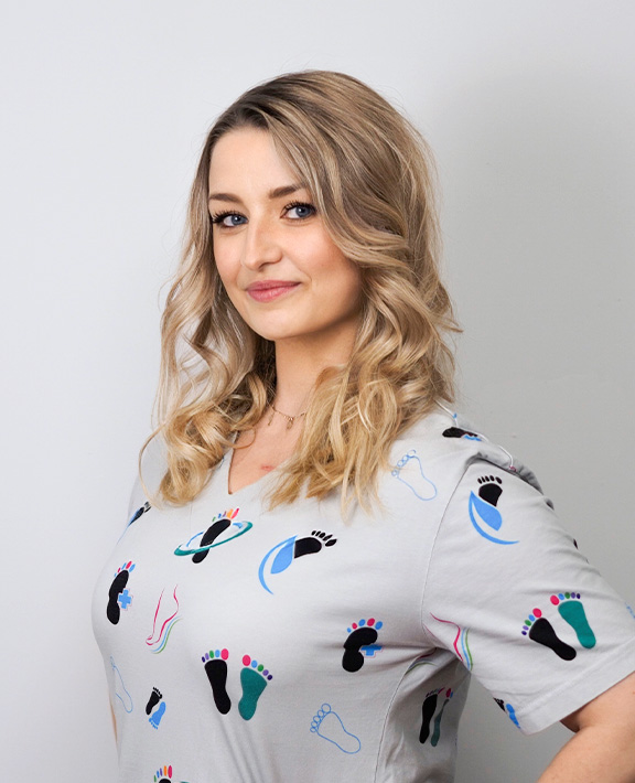 Monika Kistowska, podologist and physiotherapist