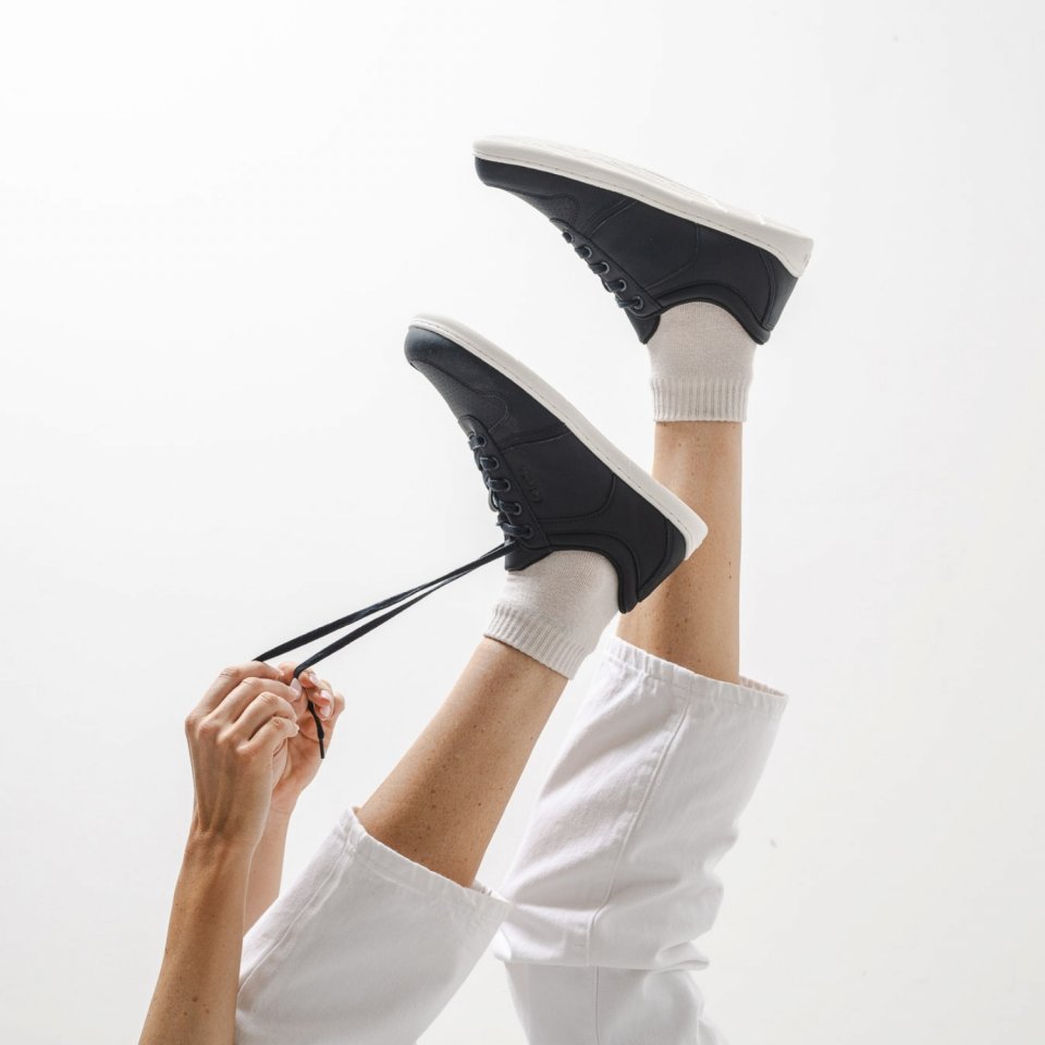 Barefoot Sneakers - Be Lenka Echo - Black & White