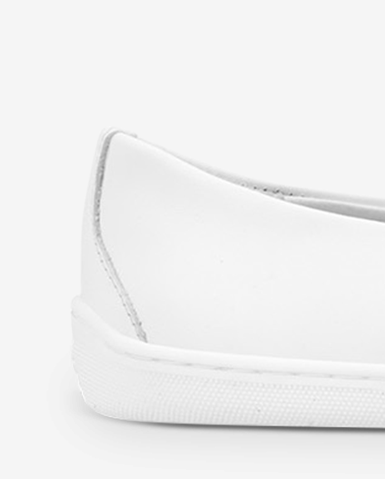 Be Lenka Buena - All White, barefoot moccasins, heel detail