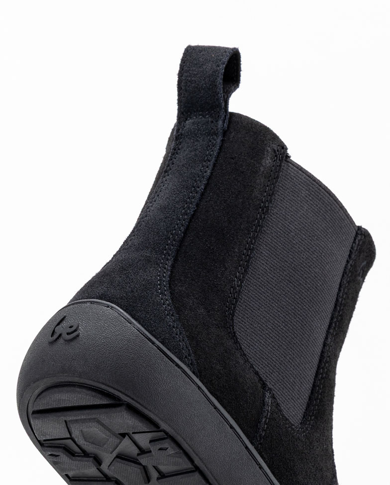 Be Lenka Entice Neo - All Black, barefoot Chelsea boots, heel detail