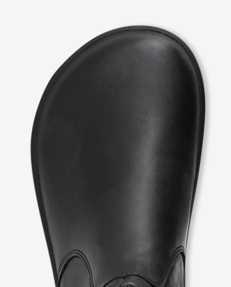 Be Lenka Entice Neo - All Black, barefoot Chelsea boots, toe box detail