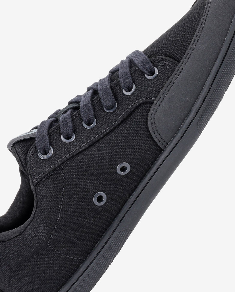 Be Lenka Rebound - All Black, barefoot tenisky, detail šnúrok