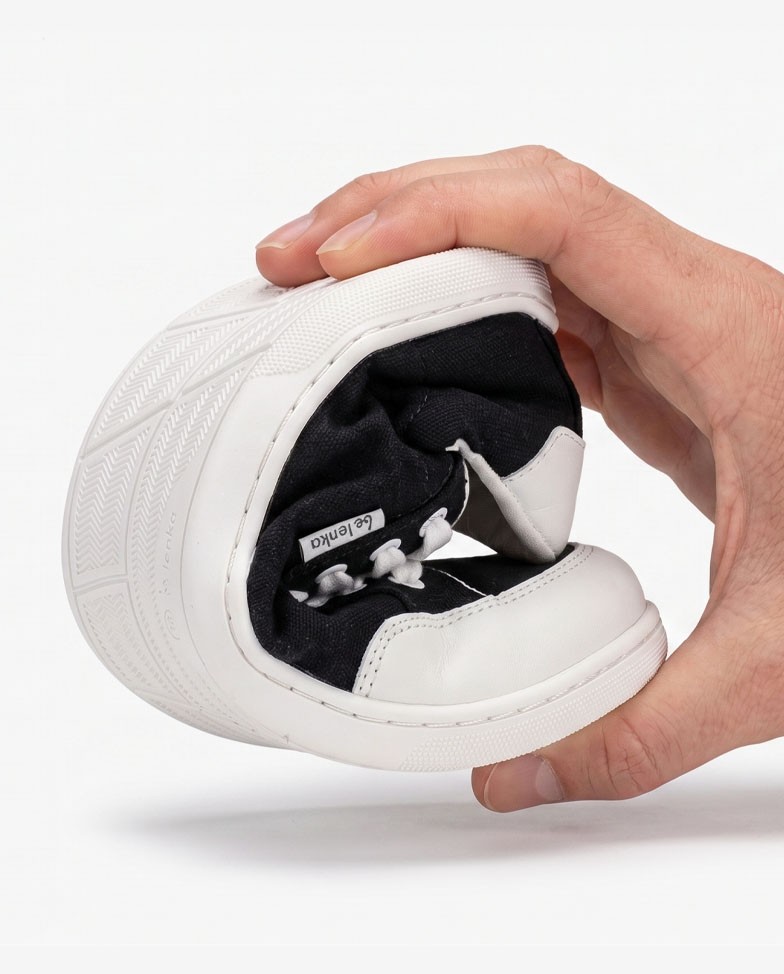 Be Lenka Rebound - Black White, barefoot sneakers, flexible sole detail