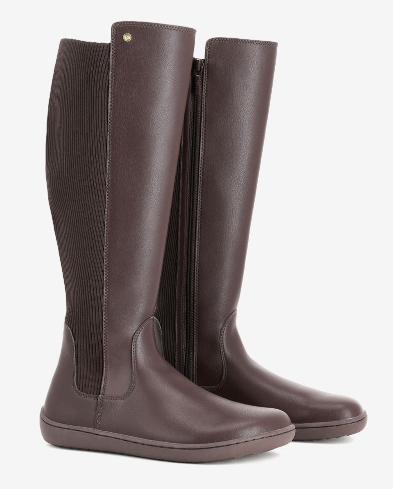 Be Lenka Symphony - Dark Brown, botas altas barefoot, par en ángulo