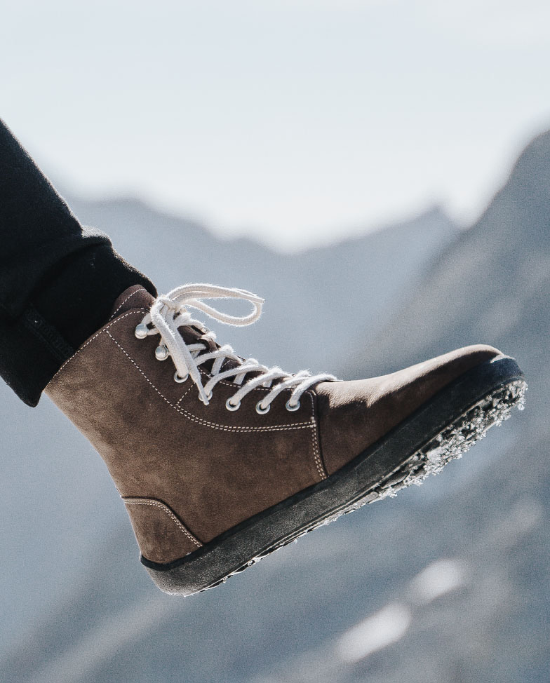 Be Lenka Winter 3.0 - Chocolate, winter barefoot boots, on feet