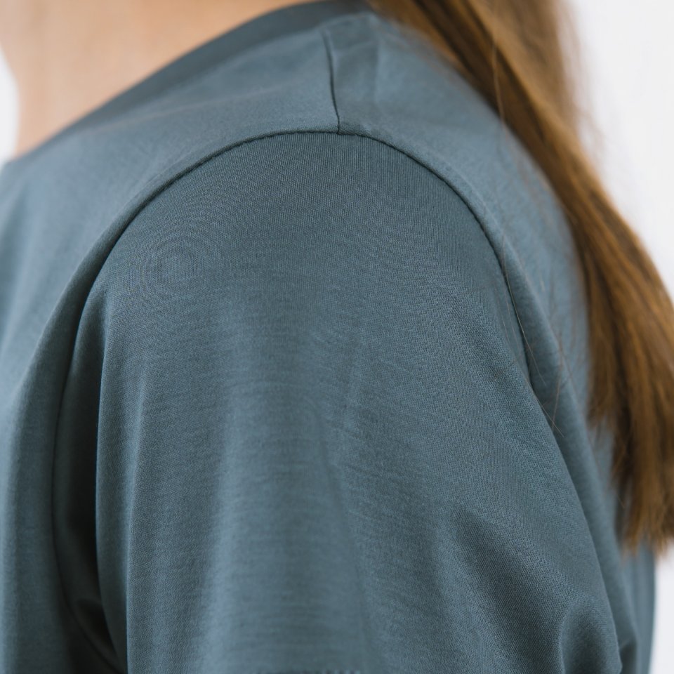 Women's Round Neck t-shirt Be Lenka Essentials - Grey